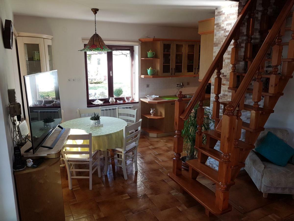 Apartment Slavi Vipava Ngoại thất bức ảnh