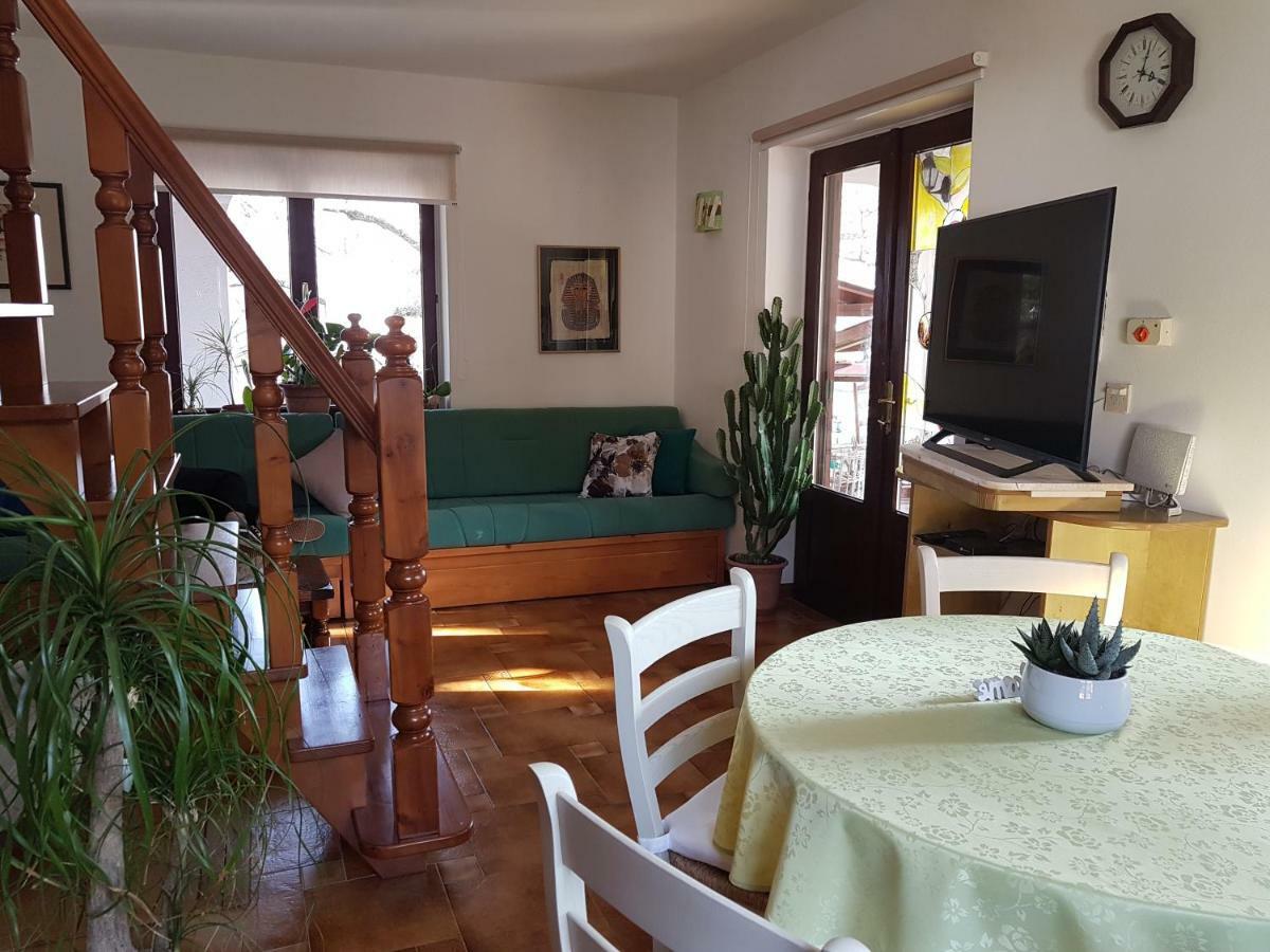 Apartment Slavi Vipava Ngoại thất bức ảnh
