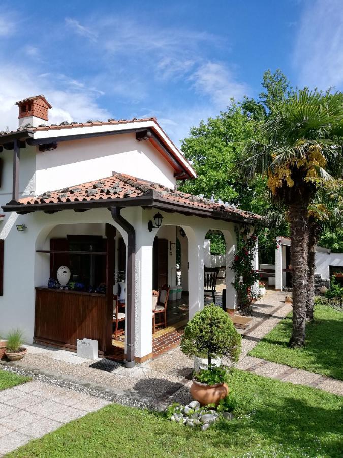 Apartment Slavi Vipava Ngoại thất bức ảnh